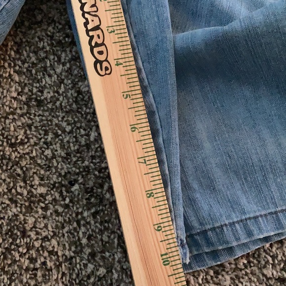 Gloria Vanderbilt Denim Shorts Size 12 Petite - Picture 7 of 7